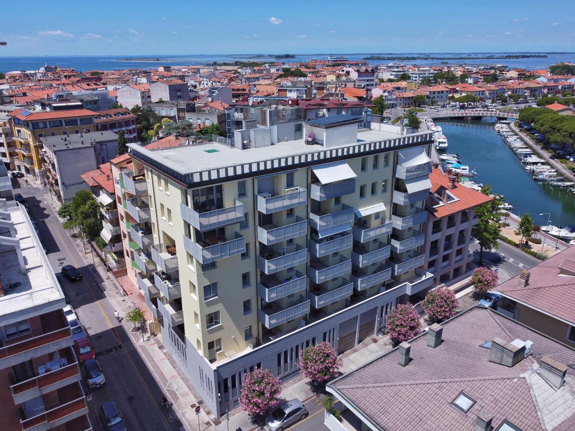 Residence Hotel Hungaria Grado Eksteriør billede